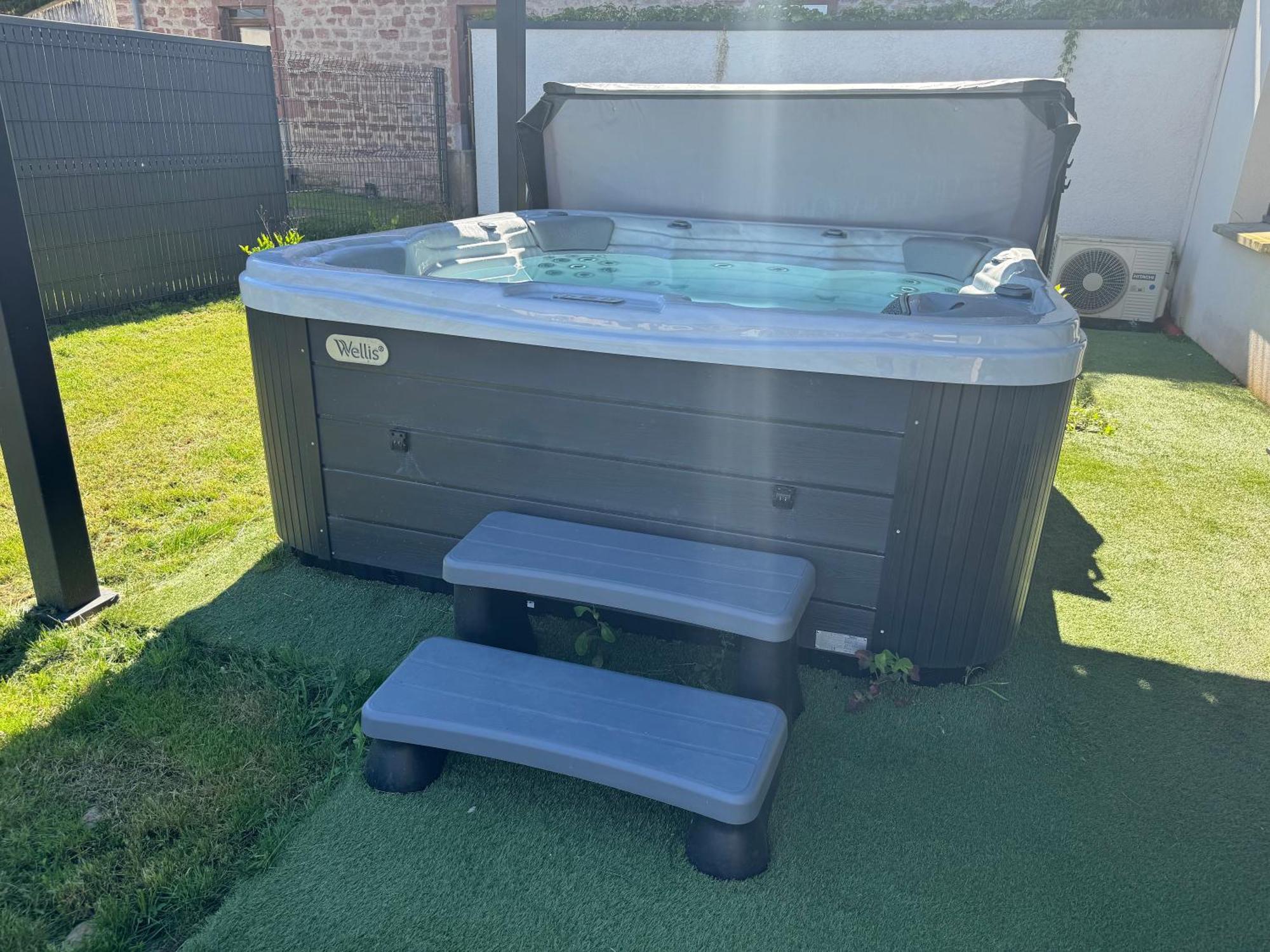Maison Avec Jacuzzi Et Sauna Epinal Ngoại thất bức ảnh